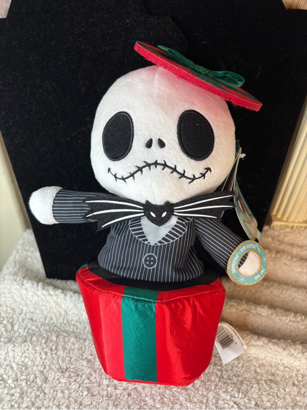 Nightmare Before ChristmasJack Skellington Holiday Pop-Up Plush Toy Musical NWT